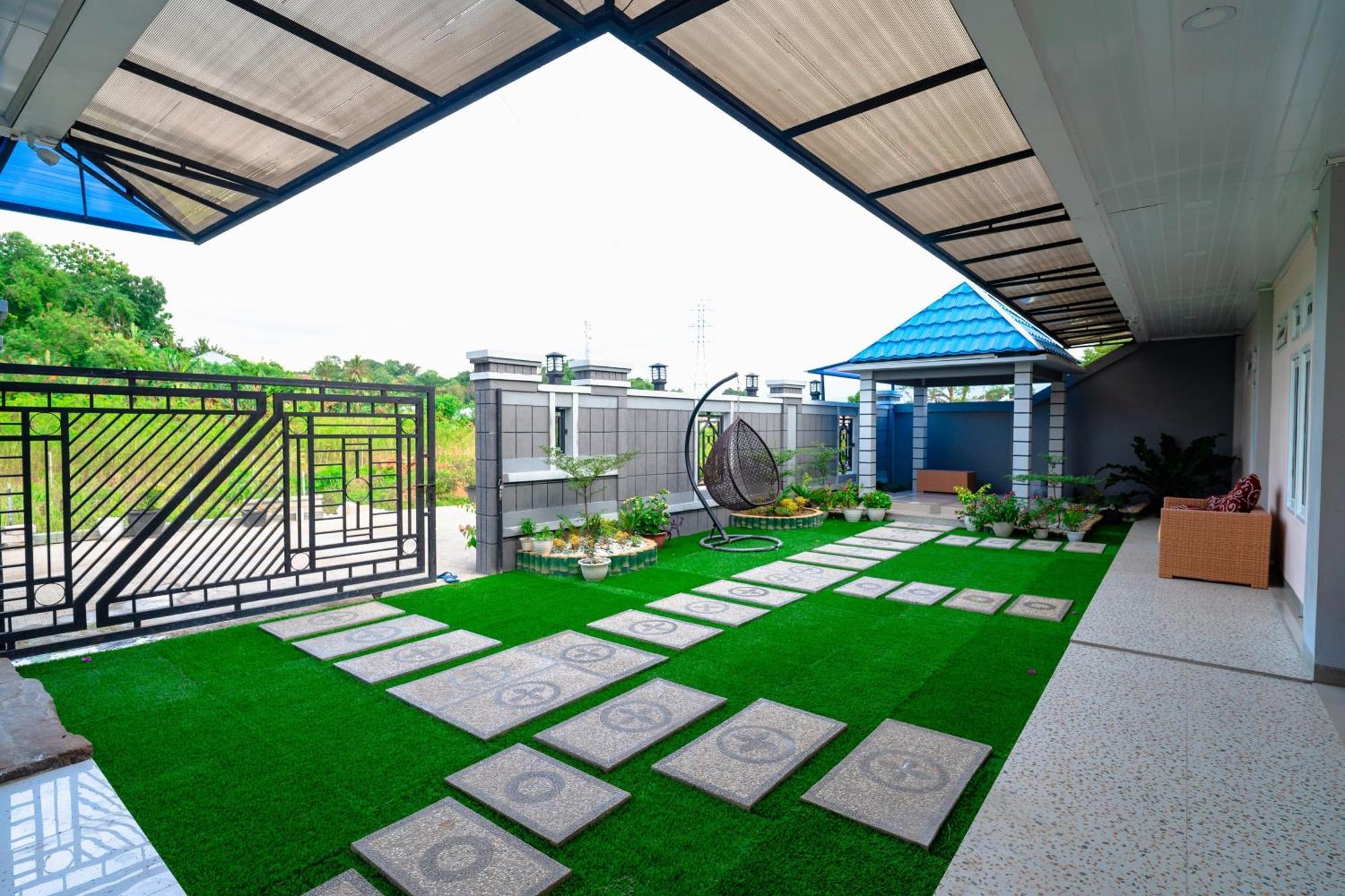 La Geiro Villa Labuan Bajo Exteriör bild