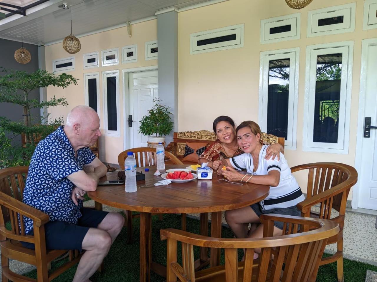 La Geiro Villa Labuan Bajo Exteriör bild