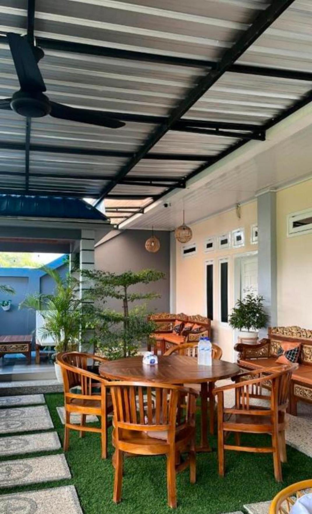 La Geiro Villa Labuan Bajo Exteriör bild